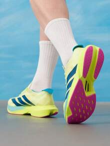 Adidas ADIZERO DRIVE RC M 男士跑步鞋，户外运动休闲缓震舒适跑步鞋 KJ6206 - 淺黃/混合瀝青藍/亮黃螢光 - 查看 2