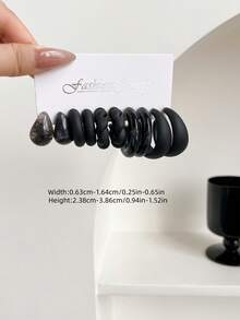 5 Pairs Comma & Water Drop Cute Doll Earrings Set, Versatile Small C-Shaped Earrings - Black - View 28