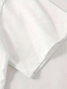 Playera de mujer cuello redondo estampado texto The Bride Club y copas de bebida manga corta cómoda para despedida de soltera casual - Blanco - Ver 5