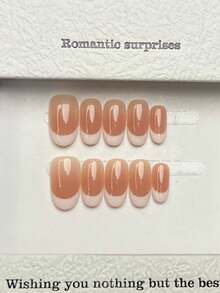 10片手工橢圓形美甲貼片 DIY 穿戴甲，壓克力短款粉色法式邊美甲，極簡夏季假指甲，適合派對、日常、約會、職場、度假穿搭，女性與女孩的美甲禮品用品 - 粉色 - 查看 2