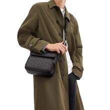 Bolso bandolera para hombre con estampado del logo de Coach CZ396QBMI5 - Negro carbón/Negro CZ396QBMI5 - Ver 2