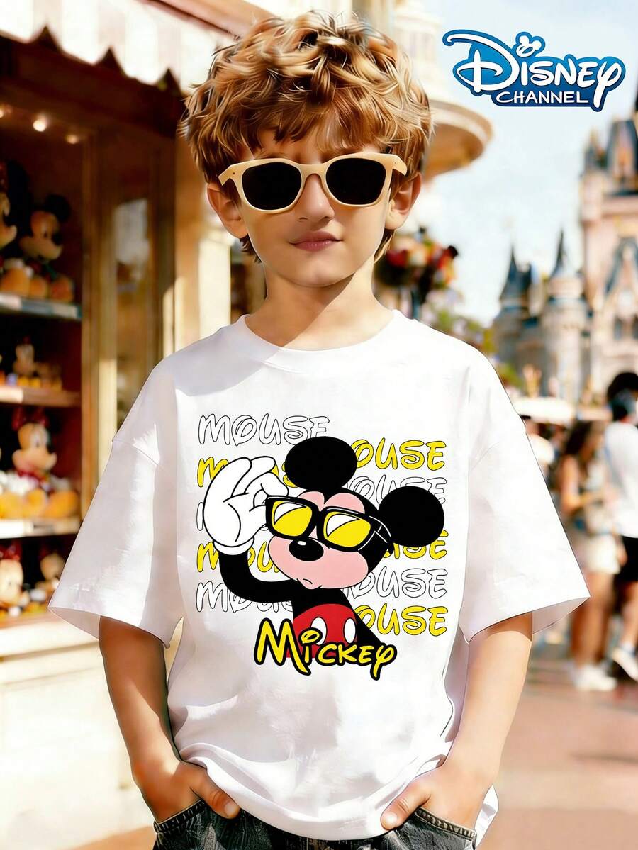 Disney Sunglasses Mickey T-Shirt, Mickey Mouse, Mickey Wearing Sunglasses, Playful Contrast With Attitude Print Pattern Summer Tops,Short-Sleeved Casual And Cute Style Children's Clothing Design, Girl Clothes,Boy Kids Clothes ,Ropa Para Niños,Teen Girls Clothes, Summer Clothes,Boys Summer Outfits,Boys Clothes,Perfect For Cool Girls. Comfortable And Breathable Children's Short-Sleeved T-Shirt. Comfortable And Casual Wear All Year Children's Clothes,Comfortable & Lightweight, Iconic Print For Mix-And-Match Outfits,Suitable For Both Boys And Girls. - 白色 - 查看 1