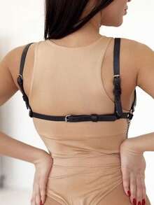 1件女款深色性感掛脖交叉式胸衣，配多層鏈條肩帶，適合日常穿著、情侶約會、電音派對及表演服裝 - 黑色 - 查看 4
