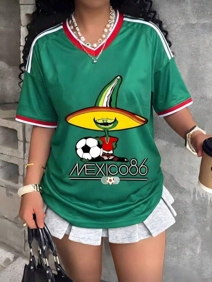 Women's Loose-Fitting T-Shirt, Printed With The Colors Of The Mexican National And Flag, Perfect For Supporting The National Team. Comfortably Soft For Everyday Wear. 100% Cotton, 220 Gsm. Fashionable Everyday Essentials And Holiday Gifts, Unisex. - 墨綠色 - 查看 1