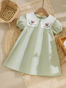 Robe à carreaux vert clair et blanc pour filles, col carré Peter Pan blanc, manches courtes bouffantes brodées de motifs écureuil et floral, jupe ample trapèze - Vert menthe - Voir 2