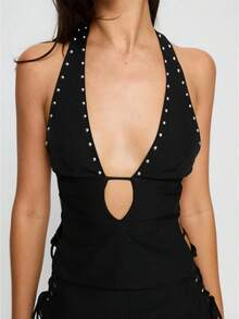 Womens Rivets Studded Halter Neck Plunge Cami Top Self-Tie Spaghetti Straps V-Neck Cut Out Front Crop Tank Top Camisole Vest Y2K Streetwear Party Tops - F217030-黑色 - 查看 1