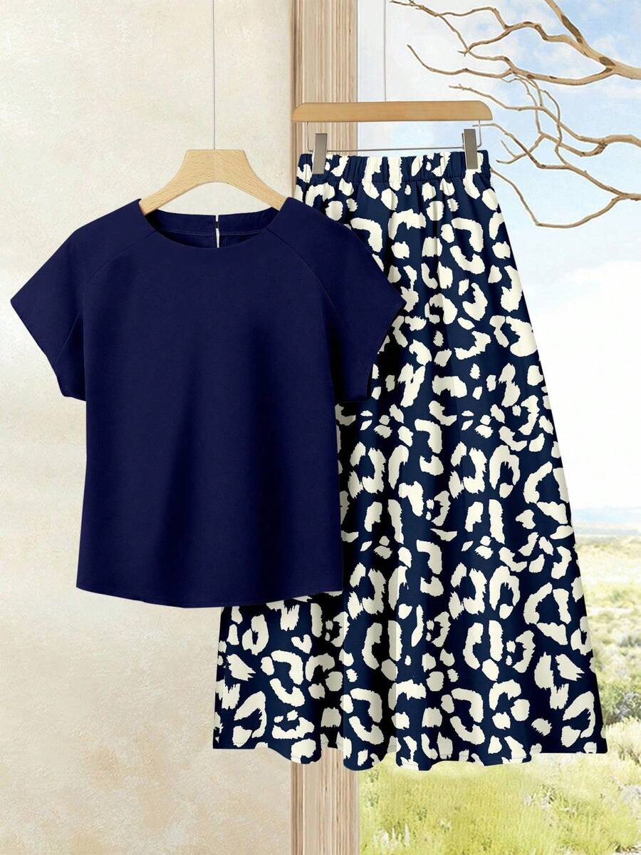 2026 Nuevo Set de 2 piezas de top de unicolor + falda estampada de estilo casual de vacaciones para mujer, conjunto de ropa de verano para mujer, conjunto de falda y top de verano, conjunto de falda y top de mujer, conjunto de falda estampada casual para carnaval - Multicolor 4 - Ver 1