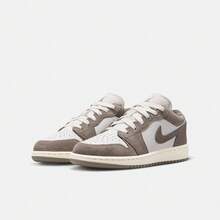 Teen AIR JORDAN 1 LOW (GS) Basketball Shoes Low-Top 553560-026 - Mocha Brown - View 6
