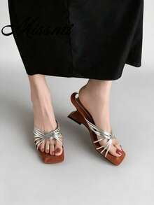 Sandal Romawi Gaya Prancis dengan Hak Wedges 5,5cm, Tali Tipis, Anyaman Berongga, Bernapas, Ujung Terbuka, Sol Lembut, dan Nyaman. - Perak - View 5