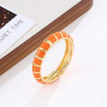 1pc Vibrant Asymmetric Orange Patchwork Asymmetrical Geometric Metal Bangle, Fashionable Exaggerated Charm New Style Stackable Jewelry For Women - Multicolor - View 18