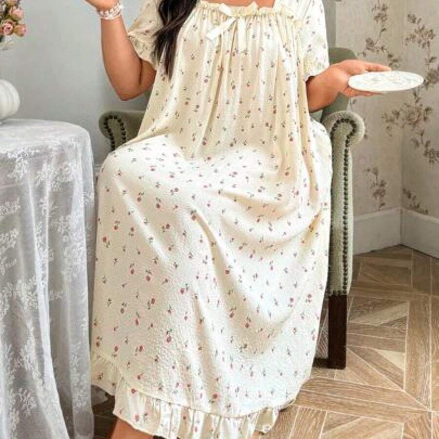 LunaCass8 CottageSlumber Camisón holgado de mujer talla grande con estampado floral de rosa, cuello cuadrado de crepé pomposo, vestido de dormir Moo Moo cómodo y elegante - Albaricoque - Ver 1