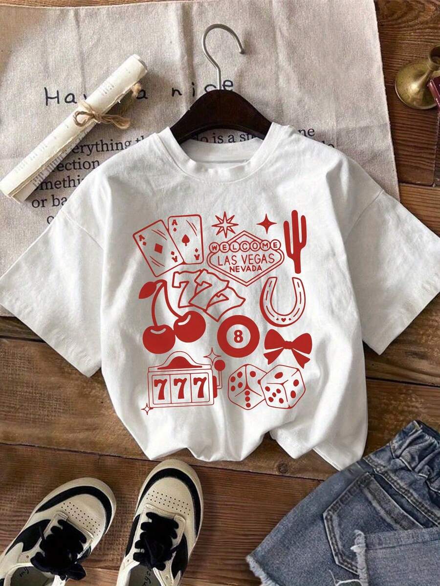 Minimalist. 100% Cotton. 1 Piece. Women's White Las Vegas Graphic T-Shirt. | Print Of Cherries, Playing Cards, Dice, And Stars With A Bold Number 777 Design - Lightweight And Breathable Casual Crew Neck Tee For Spring And Summer. - 白色 - 查看 1