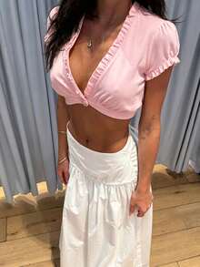 Women Summer Y2K Ruffle Trim Crop Top, Deep V-Neck Short Sleeve Fitted Blouse For Dating, Party, Beach Vacation  StreetwearClub - 粉色 - 查看 2
