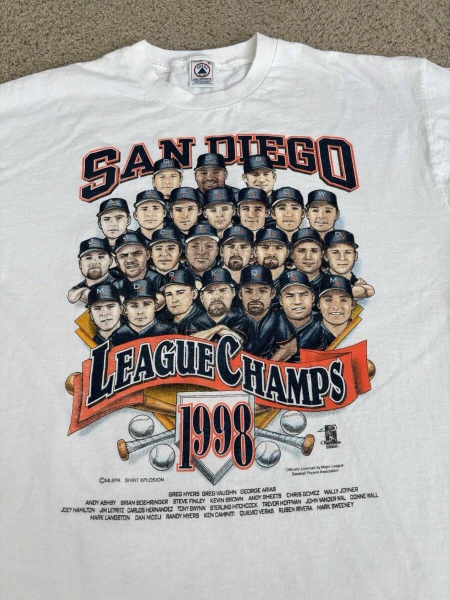 Soft & Airy Women's Luxury Tee, Light Fabric With Exceptional ComfortVintage 1999 New York World Champions Baseball Graphic T-Shirt - 白色 7 - 查看 1