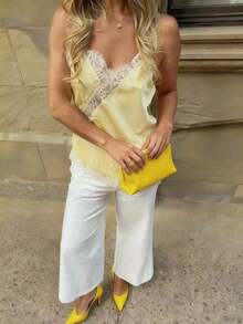 Camiseta de mujer elegante, de estilo minimalista, lujosa y retro, con diseño de encaje cruzado, satén brillante, de estilo casual y romántico para primavera/verano, de color amarillo, suelta y cómoda para uso diario - Amarillo - Ver 1