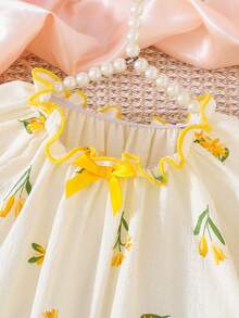 2pcs Girls' Sleepwear Set, Yellow Floral Print Puff Sleeve Ruffle Collar Top + Shorts, Breathable Comfortable Casual Homewear For Spring/Summer - Yellow - View 4