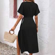 Summer Dress,Trending Plus Size Solid Blue Wrap Midi Dress V-Neck Short Sleeve Waist Tie Side Slit Ruched Skirt Casual Resort & Beach Wear - 藍色 - 查看 2