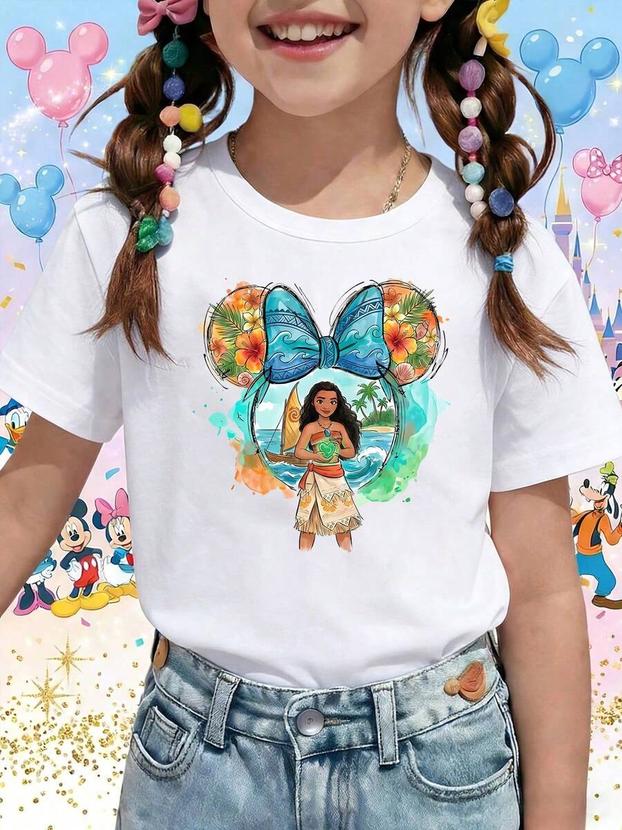 Disney The Moana Ocean Bow Mickey Ears Watercolor Kids T-Shirt Is A Cute And Playful Summer Top With A Layered Print Design. The Short Sleeves And Casual Style Make It An Ideal Choice For Children. This Comfortable And Breathable T-Shirt Is Suitable For Various Occasions. Made From 180g Fabric, It's Lightweight And Comfortable, And The Classic Print Makes It Easy To Style. Suitable For Both Boys And Girls. - trắng - Xem 1