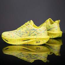 Chaussures de course ultra-légères et amortissantes à rebond pour hommes, best-seller été 2026, chaussures de sport décontractées polyvalentes avec plaque de carbone antidérapante, chaussures de course pour couple, chaussures de sport antidérapantes et résistantes à l'usure convenant à divers terrains et à la forme physique - Jaune citron - Voir 6