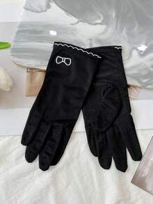 1雙女用刺繡薄款透氣夏季防曬戶外分指開縫短款五指駕駛騎行手套 - 蝴蝶刺繡 - 查看 7