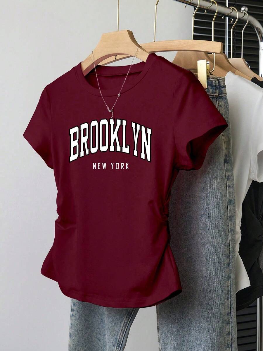 Camiseta ajustada de mujer con estampado de letras, silueta estilizante, estilo casual/al aire libre, nueva llegada de verano, color rojo - Burdeos 2 - Ver 1