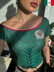 Camiseta corta de mujer casual con cuello asimétrico de malla tipo jersey de México, ajuste ceñido, para verano y primavera, estilo Blokette Blokecore Remake, Copa Mundial 2026 - verde oscuro - Ver 1