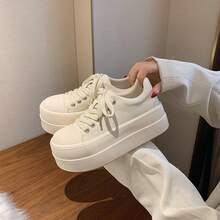 Women Skateboarding Shoes - Black - View 6