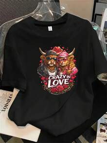 Top de mujer de cuello redondo y manga corta con un par de ositos de peluche y la divertida frase "Amor" estampada, apto para todas las estaciones. - Negro - Ver 1