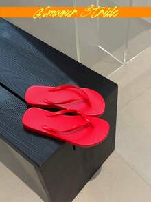 Women's Red Flip Flops, Lightweight Casual Pool/Beach Slippers, Solid Red Color Quick-Dry Beach Sandals, Basic Red Flip Flops Comfortable For Summer - Red - View 3