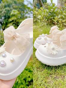 10入DIY可拆卸花園鞋飾，手工雛菊花、水鑽蝴蝶結、心形DIY裝飾，多功能鞋夾配件，適用於女款涼鞋、拖鞋、沙灘包，適合假期與生日派對禮物 - 杏色 - 查看 4
