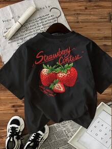 Summer Tops: Vintage-Style Short-Sleeved T-Shirt With A Round Neck, Featuring A Double-Sided Print Of Strawberries And Leaves, And The Words "Contest, Who's Sweeter Than". Cotton T-Shirt, College Style, Strawberry Pattern. - 黑色 - 查看 2
