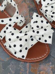 2026 New Style: Plus Size Retro Flat Sandals With Large Bow; Available In Black, White, And Beige; Featuring Sweet Criss-Cross Strap Design And Open Heel; Fashionable And Versatile, Comfortable To Wear, Suitable For Vacation, Daily Commute, Dating And More - White - View 5