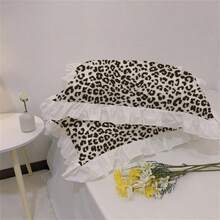 2pcs/Set Ruffle Print Pillowcases, Comfortable Breathable Skin-Friendly Soft Machine Washable Ruffle Princess Style Pillowcases (Pillow Inserts Not Included), Simple Elegant, Suitable For Student Dorm, Bedroom, Hotel Bedding, All Seasons - Brown - View 5