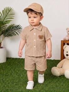 2pcs Set Busana Jalanan Bayi Laki-laki: Kemeja Bertekstur dengan Saku dan Bordir Beruang serta Celana Pendek - Khaki - View 3