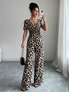 Vestido Pantalón Casual Elegante de Estilo Vacacional con Cuello en V, Estampado Aleatorio y Corte Aleatorio, Nueva  de Primavera/Verano Europea y Americana - Albaricoque - Ver 2