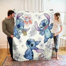 Disney Chăn ngủ in hình Stitch hoạt hình vui nhộn, chăn ngủ mềm mại và thoải mái với trang trí hoa và lá, có nhiều kích cỡ, phù hợp để nghỉ ngơi tại văn phòng và trang trí sofa tại nhà - Nhiều màu - Xem 3