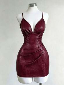 Women's Elegant Red Snake Print Spaghetti Strap Dress, Sleeveless Spaghetti Strap Ruched Bust Fitted Party Mini Dress - Dark Red - View 4