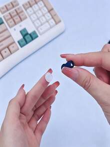 1 Set Tutup Tombol untuk Keyboard Mekanik/Keyboard Standar, Cocok untuk Alat Ketik Kuku Panjang, Stiker Ketik Seni Kuku, Stiker Tutup Tombol Silikon Transparan 3D, Perangkat Ketik Seni Kuku, Melindungi Kuku Panjang, Tutup Tombol Silikon, Stiker Keyboard, Film Keyboard Seni Kuku Universal, Cocok untuk Laptop, Komputer Desktop dan Peralatan Kantor Lainnya untuk Mengetik dan Bermain Game, Keyboard Kecil Laptop - View 10