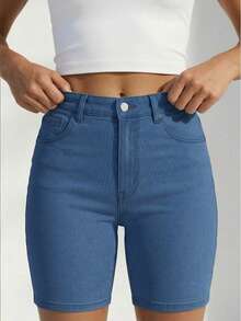 Shorts de mezclilla para mujer, pantalones cortos de verano, bolsillos delanteros y traseros de tela elástica lavada, estilo calle versátil, pantalones de playa casual - azul medio - Ver 5