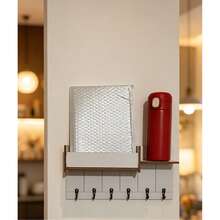 1 pieza Soporte de pared de madera rústica para llaves con organizador de correo y bandeja, fácil de instalar, para sala de estar, cocina, pasillo, almacenamiento de llaves y accesorios - Multicolor - Ver 11