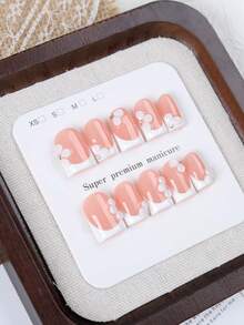 10 Peças Unhas Postiças Quadradas Curtas Feitas à Mão, Estilo Francês Rosa Nude Suave com Decoração de Pétala 3D & Pérola, Unhas Falsas de Cobertura Total para Uso Diário, Encontros, Festas, Manicure Elegante para Mulheres e Meninas - Rosa chiclete - Visão 3