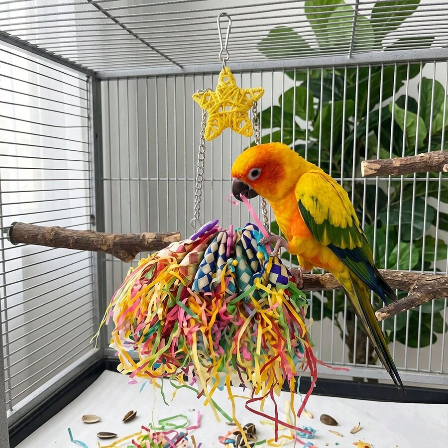 1 Stück zufällige Farbe buntes Schredder-Papageien-Kauspielzeug, sternförmiges hängendes Futterzubehör, interaktives Langeweile-Linderungs-Spielzeug für Wellensittiche & Nymphensittiche, Vogelkäfig-Zubehör Käfig-Anreicherung - Übersicht 1