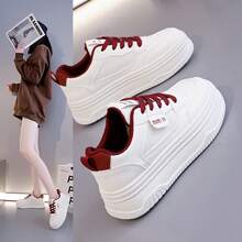 Women Skateboarding Shoes - Red - View 5