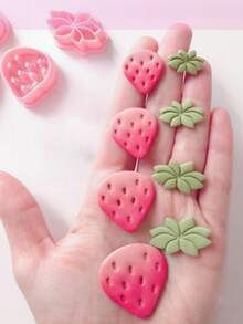 2/8 peças Cortadores de Argila Polimérica em Forma de Morango Fofo - Silhueta Rosa, Essencial para Artesanato de Verão & Estilo Boho, Adequado para Brincos DIY, Pingentes de Joias da Moda, Decorações e Presentes Doces - Rosa - Ver 4