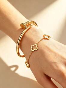 Set Perhiasan Wanita Motif Daun Semanggi Klasik dan Elegan 3 Buah, Cocok untuk Pemakaian Sehari-hari, Perhiasan Hadiah Berkualitas Tinggi - Yellow Gold - View 4