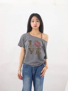 女款時尚露肩豹紋 LOVE 與嘴唇圖案 T-shirt，短袖聚酯纖維高彈性休閒上衣，適合秋季穿著 - 灰色 - 查看 9