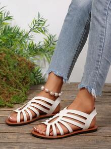 A Pair Of White Cut-Out Roman Flat Sandals, Retro Crisscross Strap Design, Must-Have For Summer Vacations - White - View 2