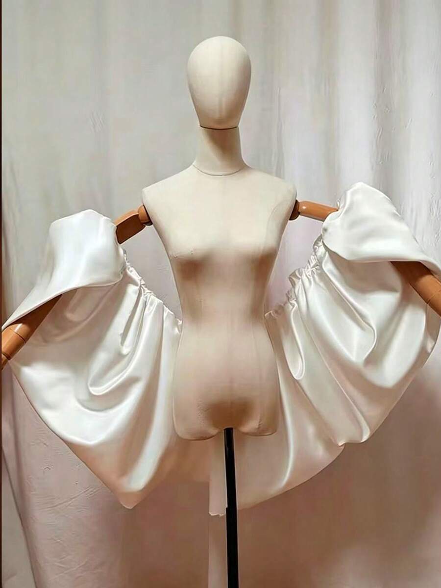 A New Bride Detachable Satin Exaggerated Petal Sleeve Shawl Photo Cloak Bride Accessories Shoulder Sleeve - Multicolor - View 1