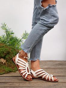 A Pair Of White Cut-Out Roman Flat Sandals, Retro Crisscross Strap Design, Must-Have For Summer Vacations - White - View 4