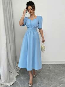 xheRafferiza Vestido azul minimalista de longitud media que realza la cinturaxhe - Azul - Ver 1
